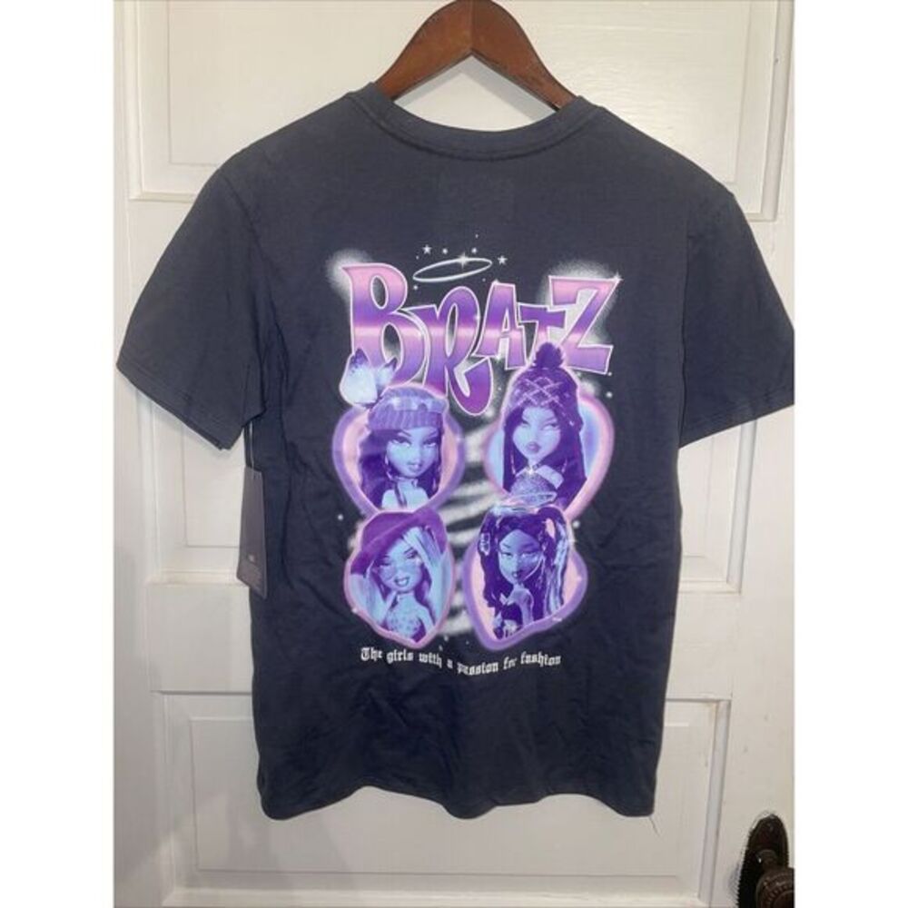 NWT Bratz Tshirt With‎ A Passion For Fashion